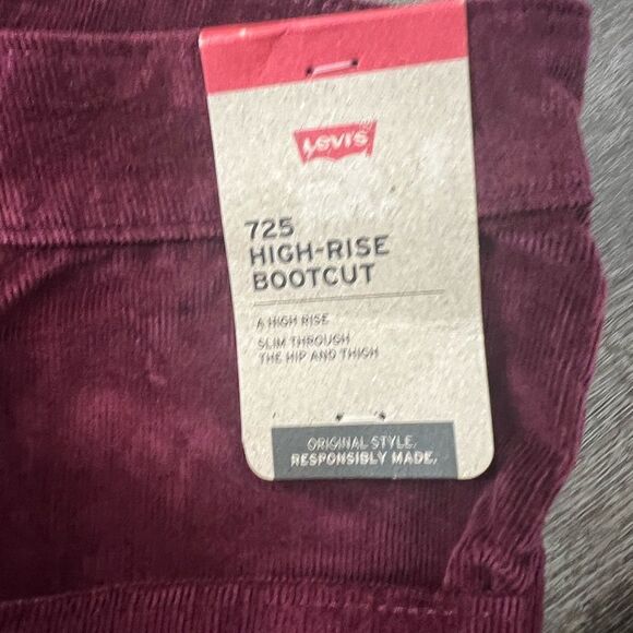 Levi's 725 High Rise Bootcut Corduroy Jeans in Windsor Wine- Size 33x32 - Picture 4 of 11